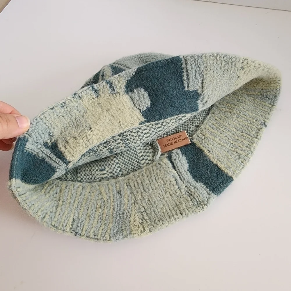 NEW Green Abstract Patterned Soft Fabric Bucket Hat